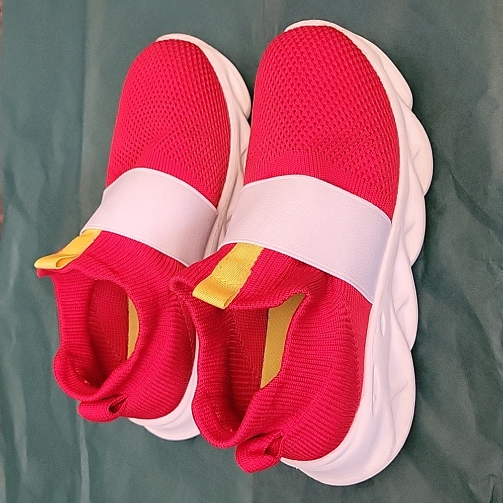 Sonic shoes size 13 kids